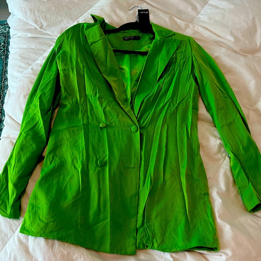 Size 0 . Green blazer dress from nasty gal. Never worn